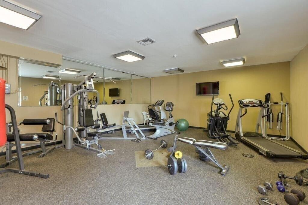 Nash Gold Private Condo - 2Bed, 2Bath, Sleep 6, 25 Min Walk To Broadway And All Nashville Attractions, Pool, Gym Εξωτερικό φωτογραφία
