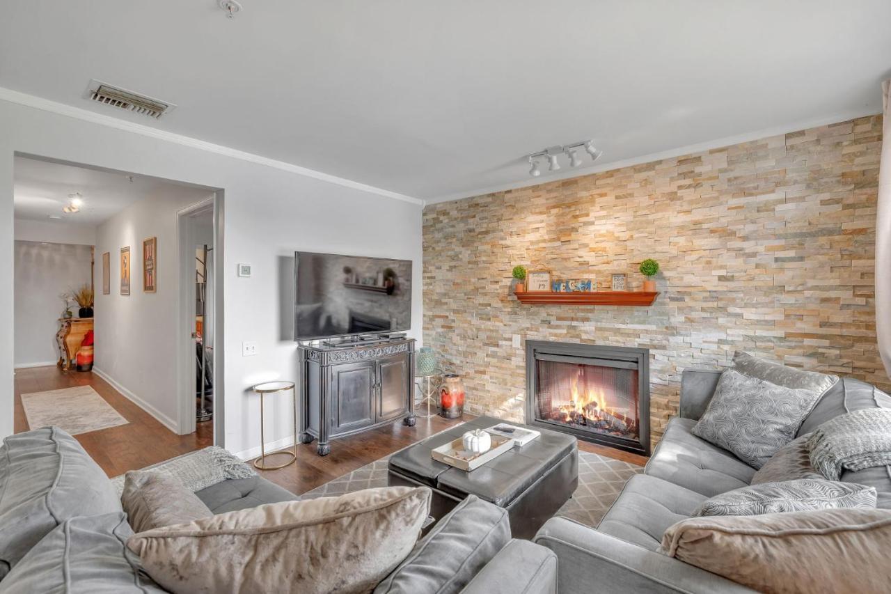 Nash Gold Private Condo - 2Bed, 2Bath, Sleep 6, 25 Min Walk To Broadway And All Nashville Attractions, Pool, Gym Εξωτερικό φωτογραφία