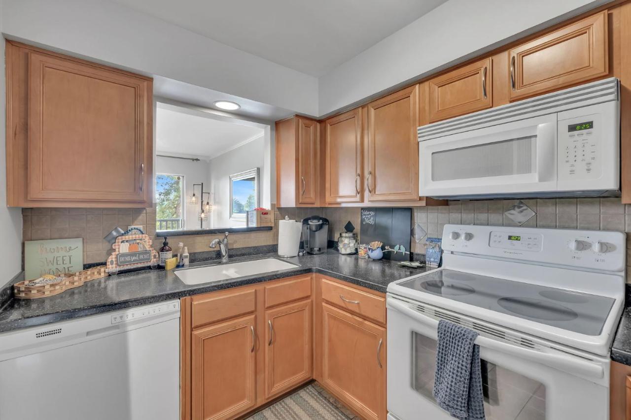 Nash Gold Private Condo - 2Bed, 2Bath, Sleep 6, 25 Min Walk To Broadway And All Nashville Attractions, Pool, Gym Εξωτερικό φωτογραφία