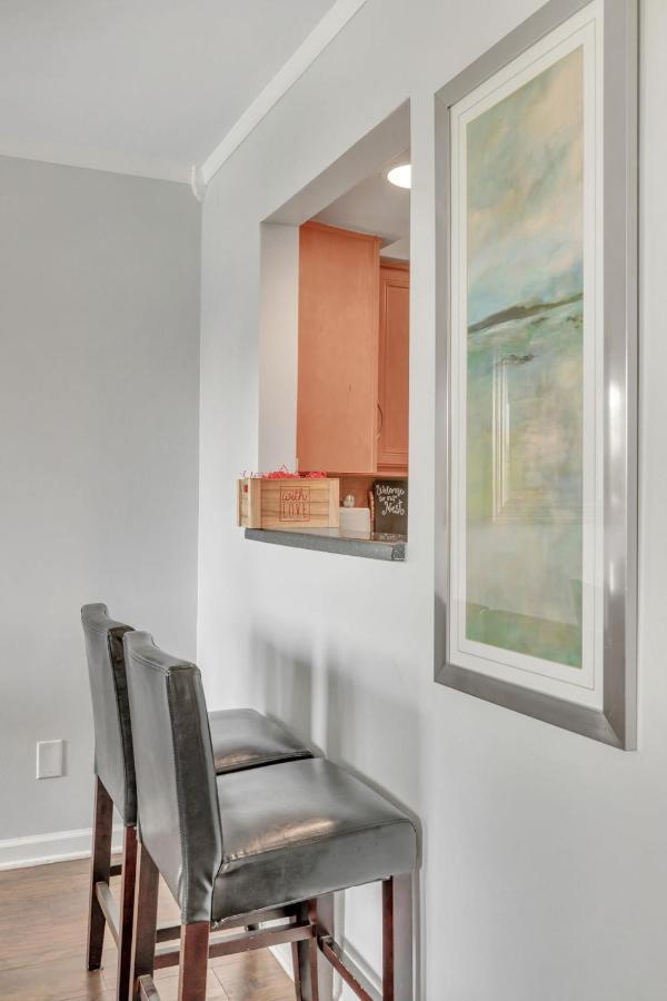 Nash Gold Private Condo - 2Bed, 2Bath, Sleep 6, 25 Min Walk To Broadway And All Nashville Attractions, Pool, Gym Εξωτερικό φωτογραφία